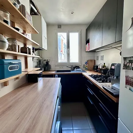 Bastille - Bright Haussmann-style 3-bedroom With Balcony Appartement *